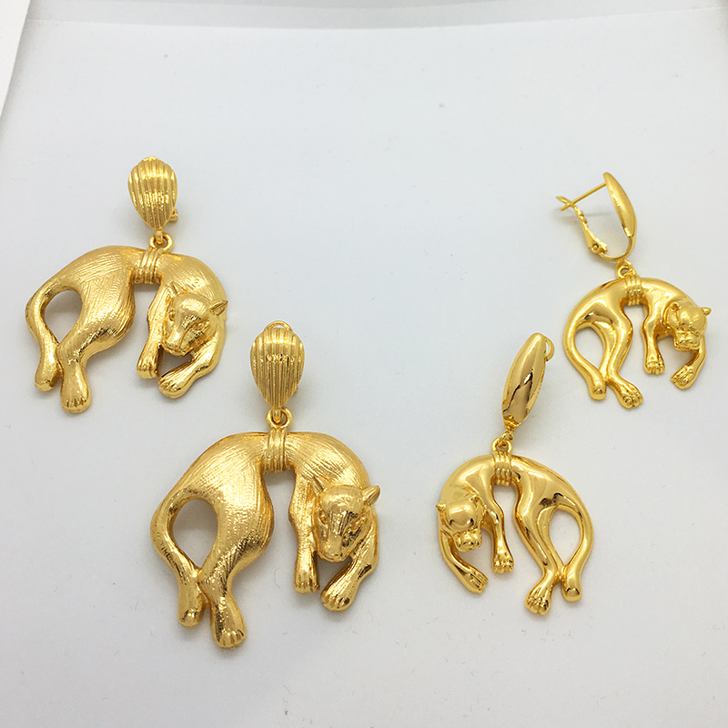 Boucles d'oreilles pendantes a - Women Accessories Dubai avis et prix