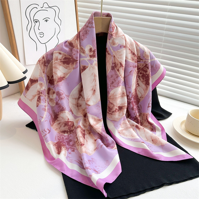 Grand Foulard Carré Imprimé Ré - Silk Scarf Square avis et prix